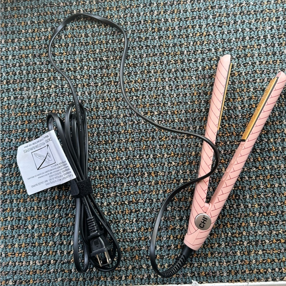 CHI Ceramic Flat Iron Hair Straightener Pink Textured Professional Styling Tool